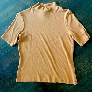 Women’s shirt